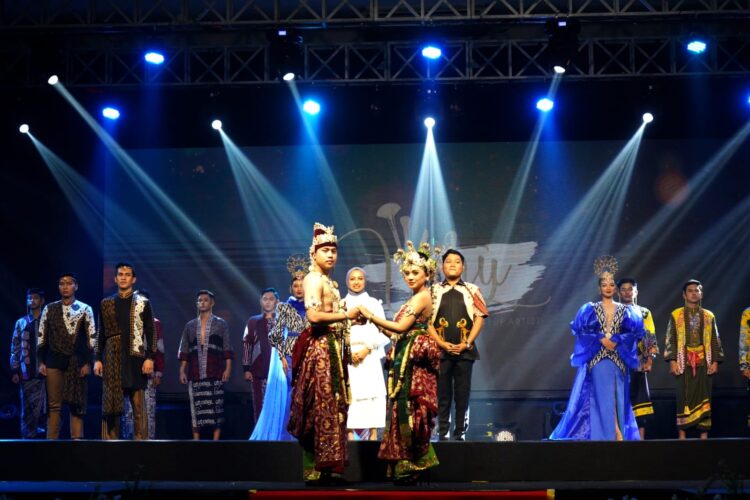 Spektakuler! Majestic of LamaHyang Meriahkan Malam dalam Perayaan Ulang Tahun ke-9 Diamond Art Performance