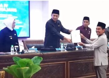 DPRD Lumajang Setuju Raperda APBD 2024 Menjadi Perda