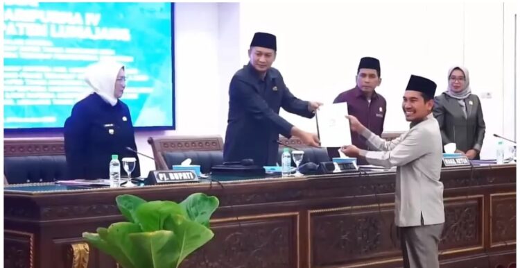 DPRD Lumajang Setuju Raperda APBD 2024 Menjadi Perda