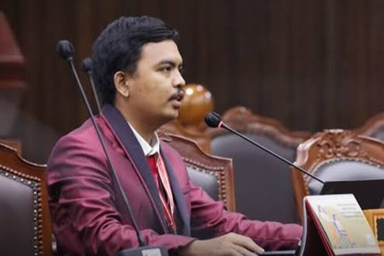 Larangan Menahan Ijazah Siswa Berikut Penjelasannya