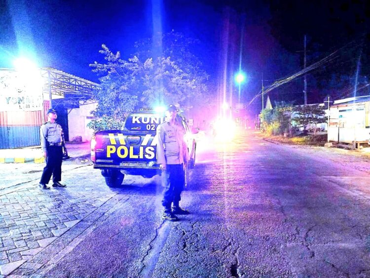 Cegah 3C, Polsek Kunir Galakkan Blue Light Patrol