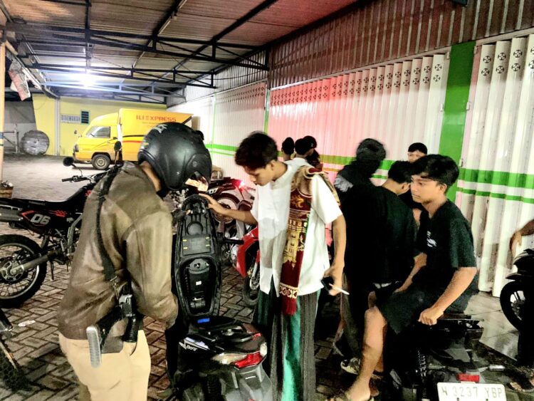 Patroli Hunting, Tim Sus dengan Polsek Jajaran Antisipasi Kriminalitas Malam Hari
