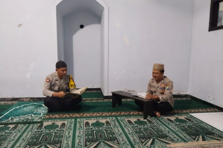 Tingkatkan Iman dan Taqwa di Bulan Ramadhan, Polsek Pasirian Rutin Gelar Tadarus