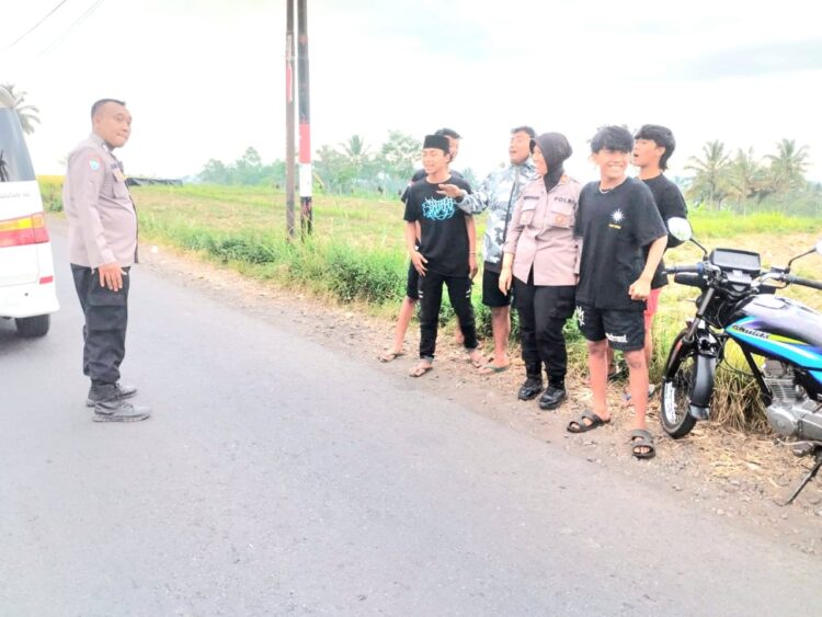 Polsek Pasrujambe Gelar Patroli Ngabuburit Antisipasi Balap Liar