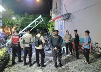 Satgas Preventif Operasi Ketupat Polres Lumajang Patroli Perumahan yang ditinggal Mudik