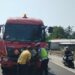 Respons Cepat satlantas Polres Lumajang Bantu Evakuasi Truk Pertamina Mogok di Jalan Raya Ranuyoso