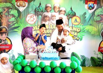 Polres Lumajang Gelar Doa Bersama dan Santuni 1.000 Anak Yatim dalam rangka Tahun Baru Islam 1446 H