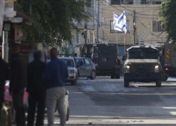 25 Warga Palestina di Tepi Barat Ditangkap dalam Serangkaian Serangan Militer Israel Terbaru