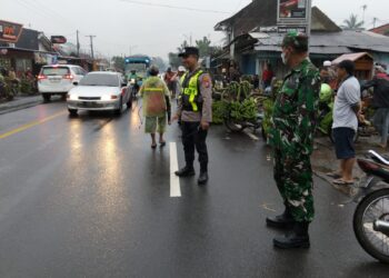 Rombongan Pangdam V Brawijaya Dikawal Ketat