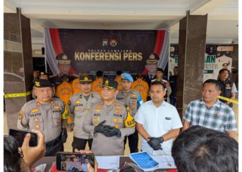 Operasi Pekat 2025, Polres Lumajang Amankan Pemerasan Berkedok LSM Dan 6 Tersangka
