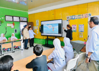 Menyongsong Indonesia Emas 2045 Genjot Revitalisasi Sekolah, Bantuan bagi Guru Honorer, dan Transformasi Digital