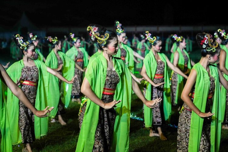 Kesenian Petani Banyumas yang Bertahan Bernama Lengger