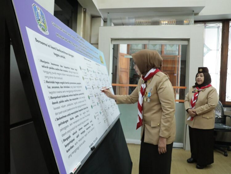 Bupati Lumajang Dorong Kemudahan Berusaha dan Perlindungan Investor