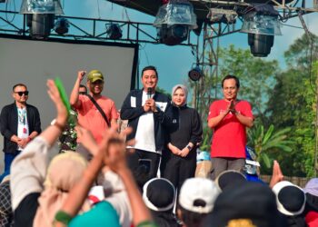 Senam dan Jalan Sehat Peringati HUT ke-80 Republik Indonesia