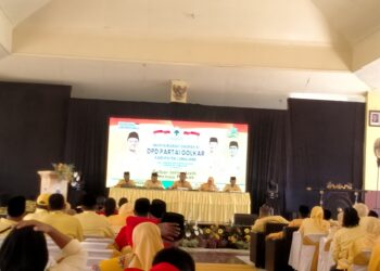 Terpilih Secara Aklamasi Suigsan Kembali Pimpin Golkar Lumajang