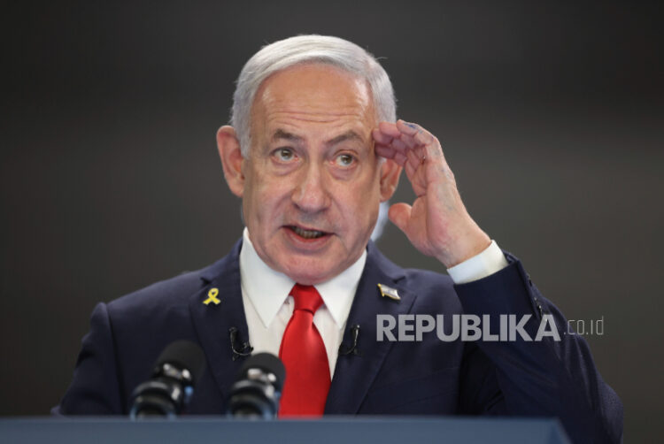 PM Israel Benjamin Netanyahu Kabur Bak Pengecut Kediamannya Digeruduk Demonstran