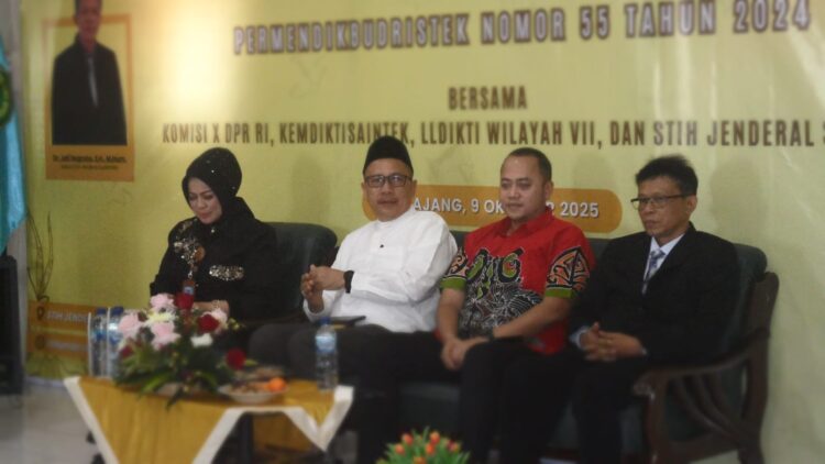 Polisi Tangkap Pencuri Handphone Saat Jamaah Shalat Ashar