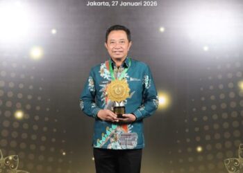 Bupati Bondowoso Raih Penghargaan UHC