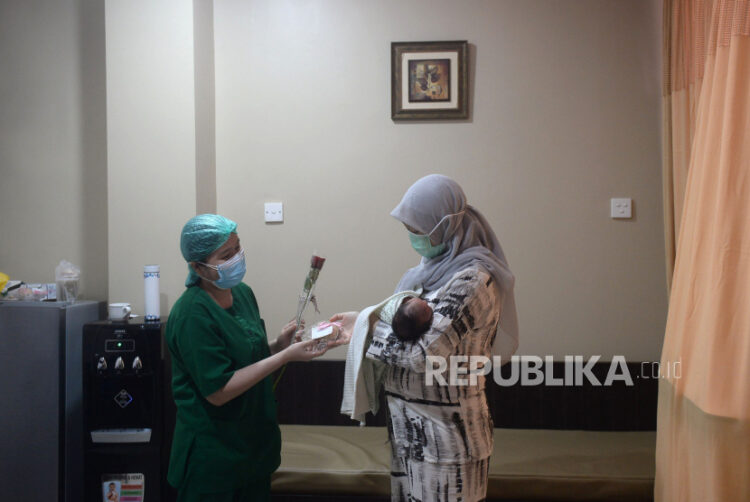 Prof. Nila : Pusat Partisipasi Kesehatan Belum Berorientasi Perempuan