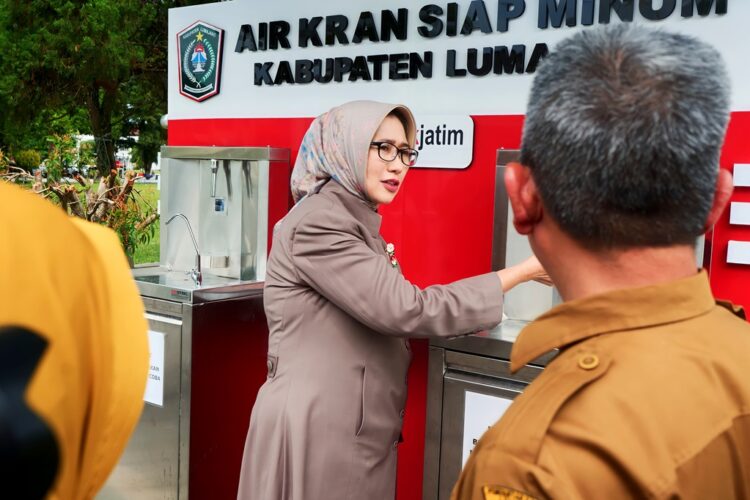 Respons Bunda Indah atas Laporan Kondisi Alun-Alun Lumajang