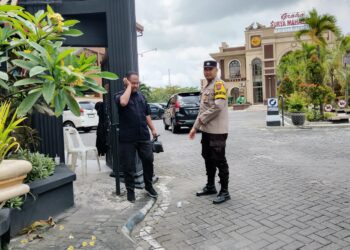 Antisipasi 3C, Dua Anggota Polsek Lumajang Kota Intensifkan Patroli Siang Hari